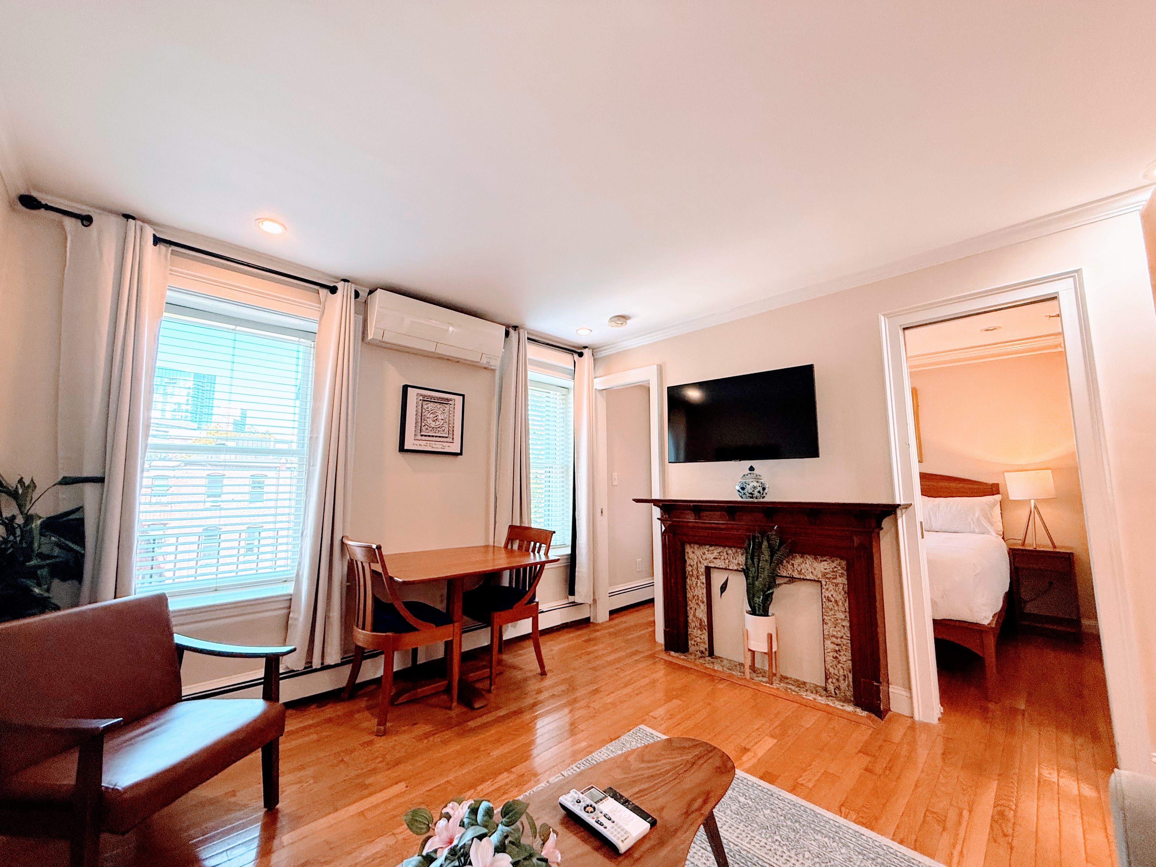 one-bedroom suite