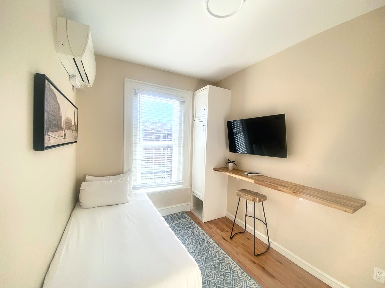 Twin bed with TV